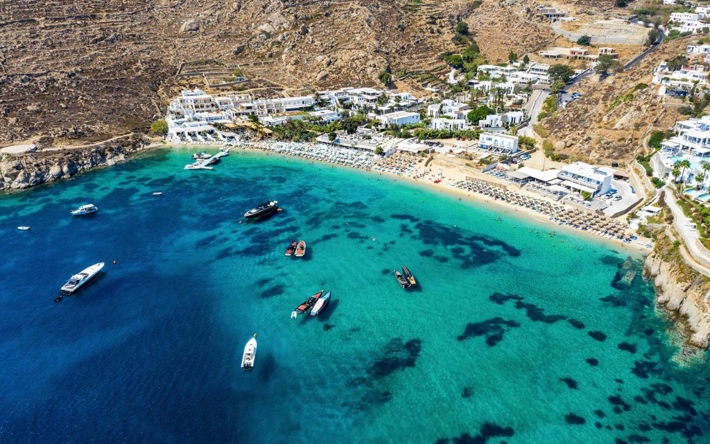 psarou-beach-mykonos